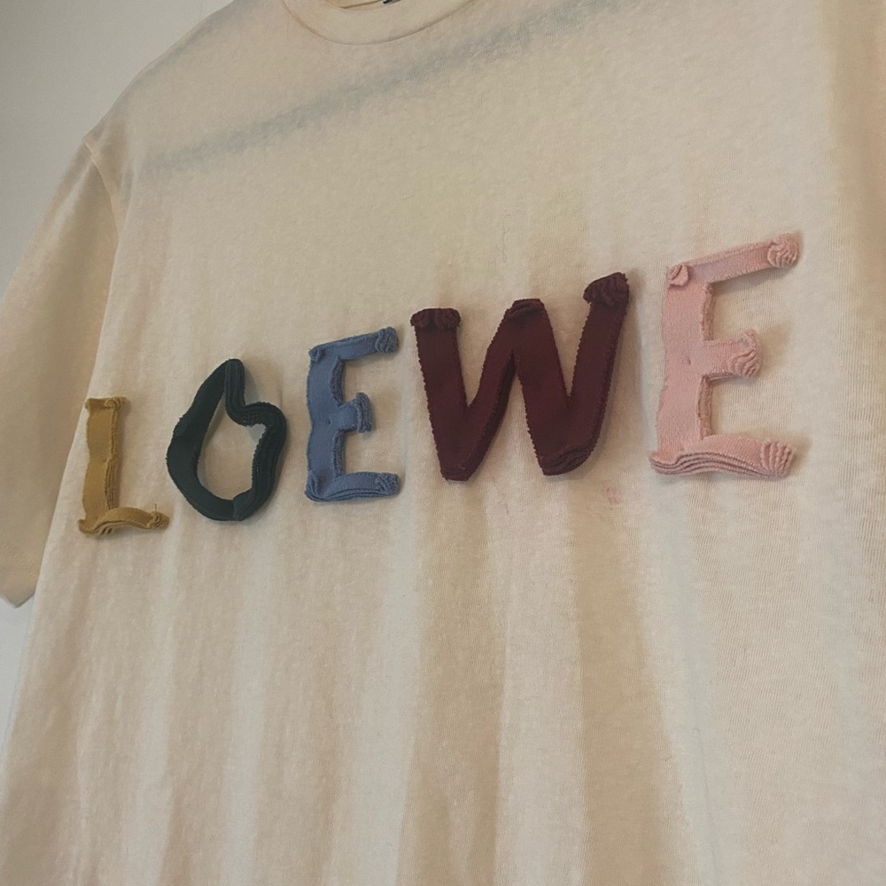 Loewe T-Shirt with Sculptural Logo - Picture 3 of 10
